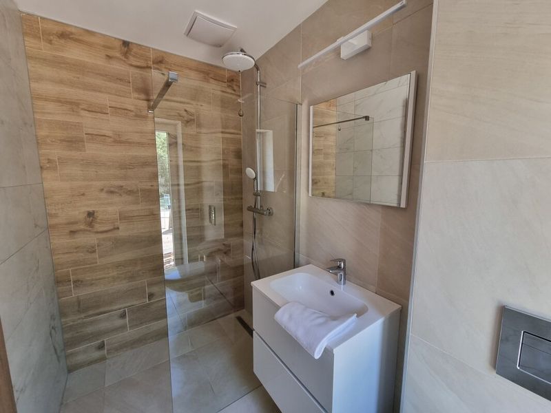 kicsi-form-szoba2 kicsi-form-szoba2